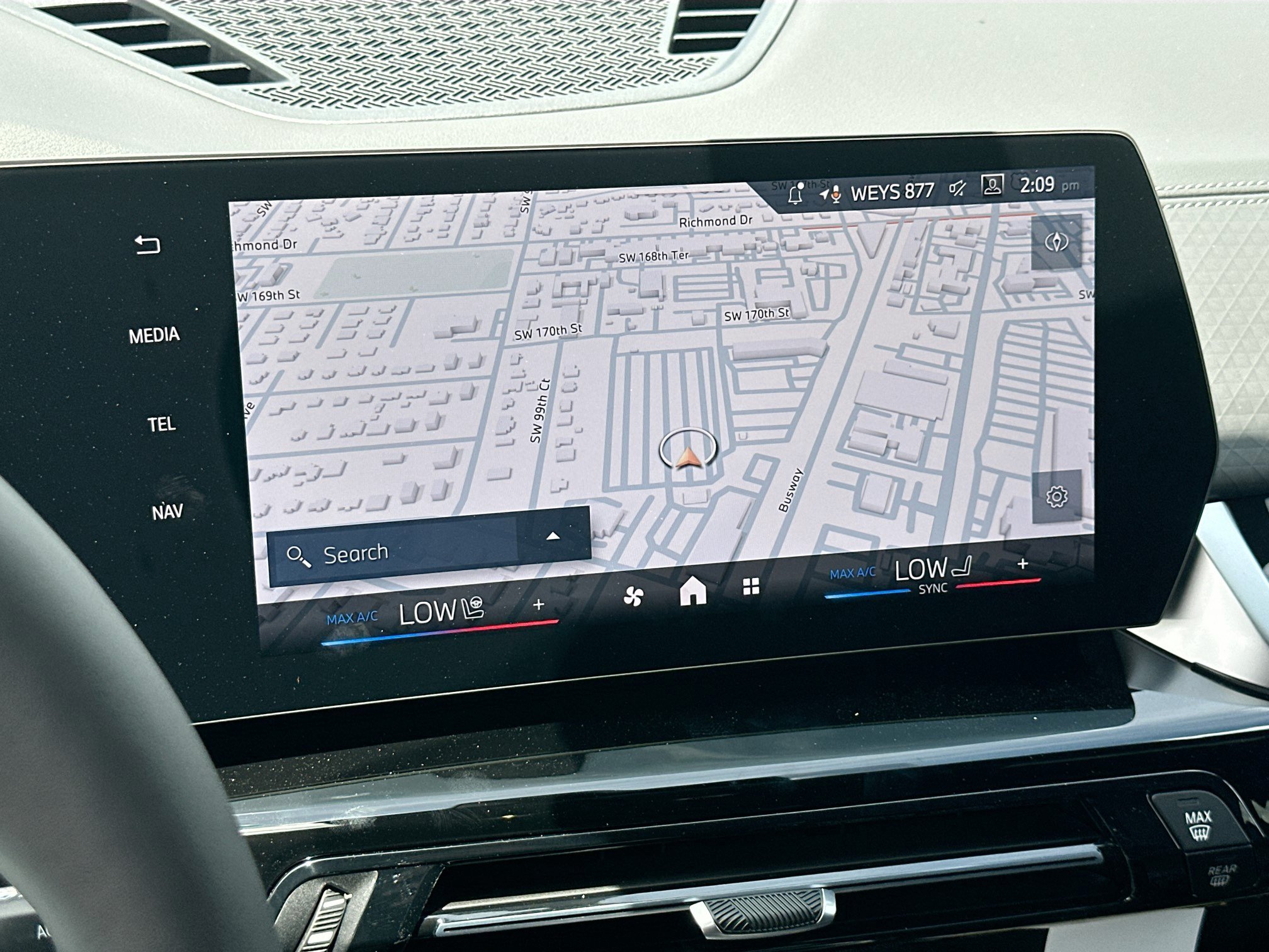 New 2026 BMW X2 xDrive28i w/ M Sport Package AWD/4WD image 10