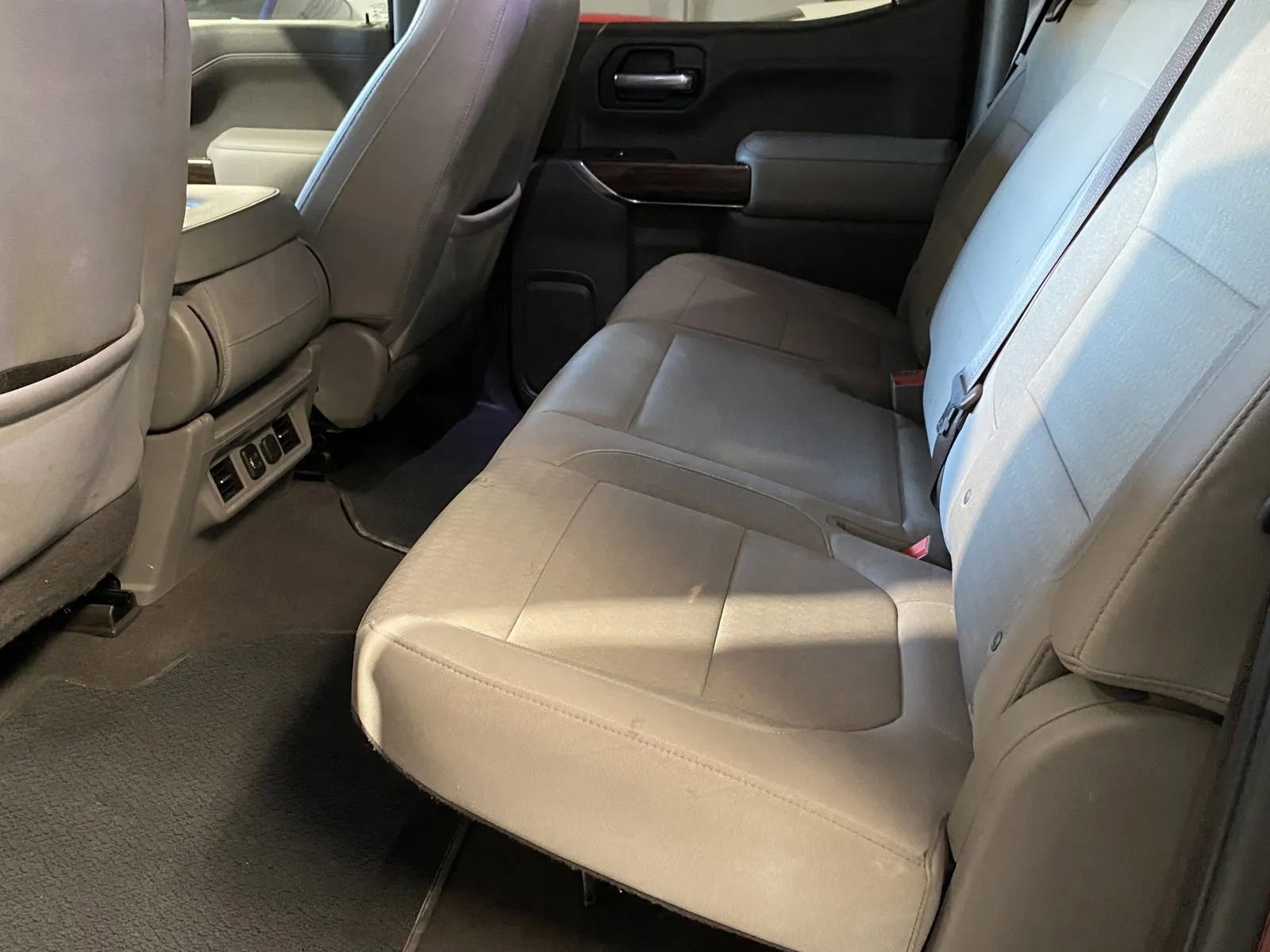 Used 2020 GMC Sierra 1500 SLE w/ SLE Value Package RWD image 8