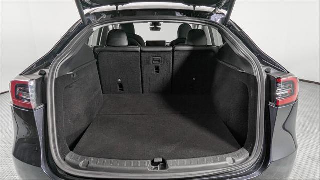 Used 2024 Tesla Model Y Long Range image 17