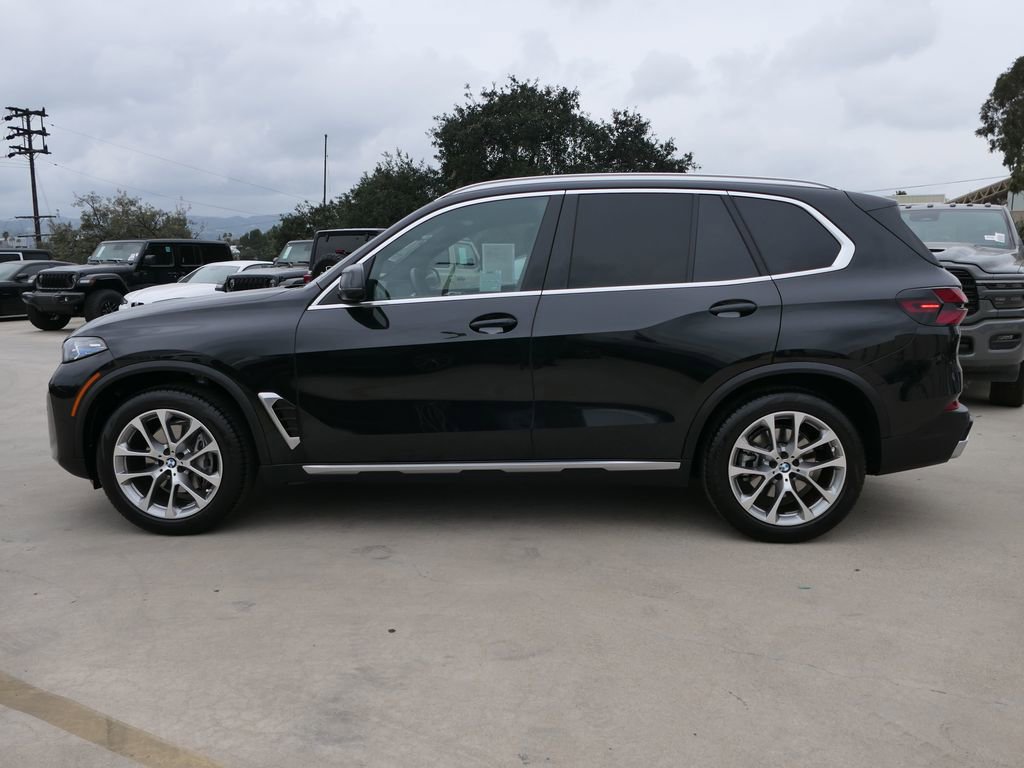 Used 2025 BMW X5 xDrive40i w/ Premium Package image 6