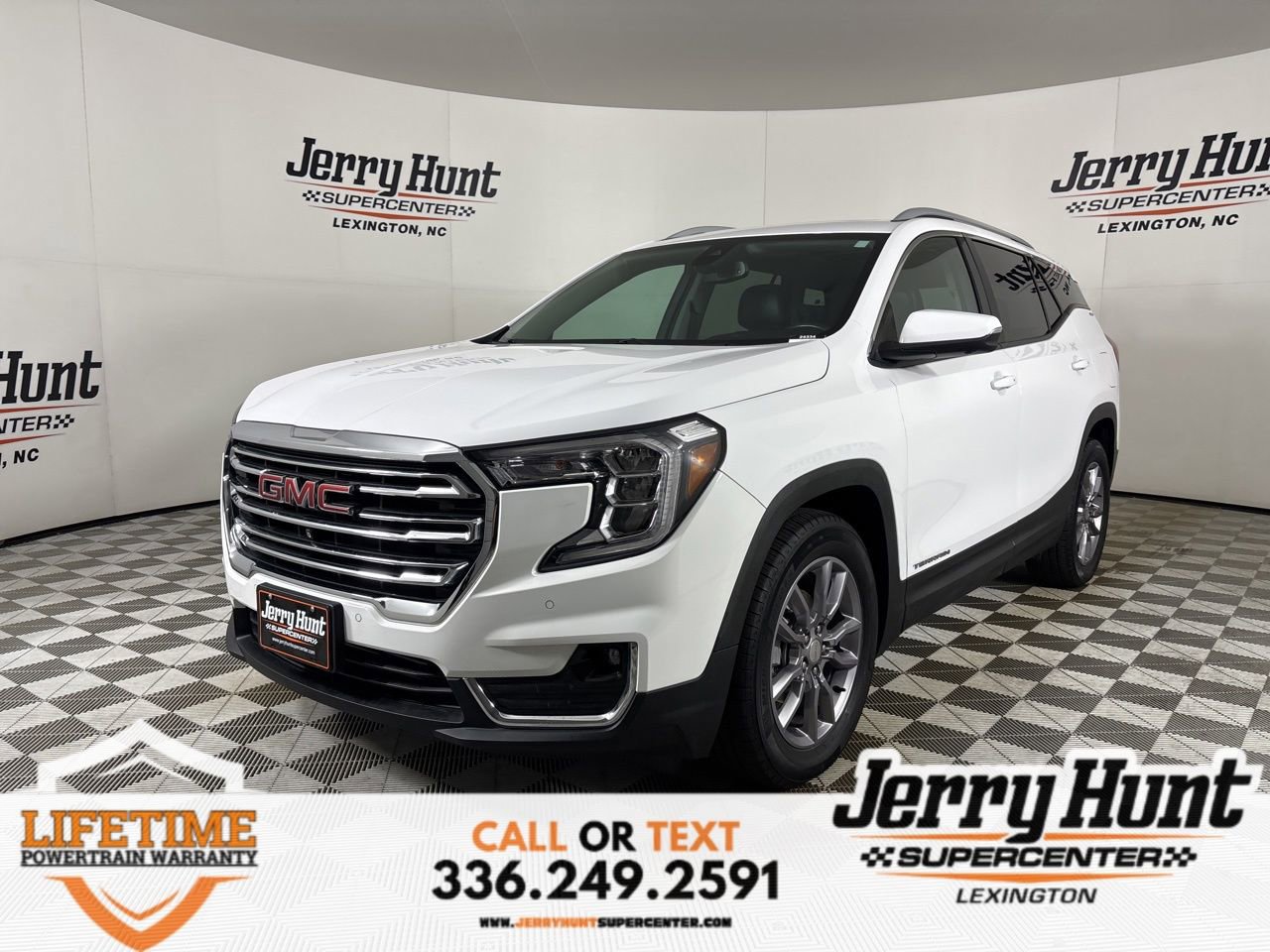 Used 2022 GMC Terrain SLT w/ Infotainment Package II