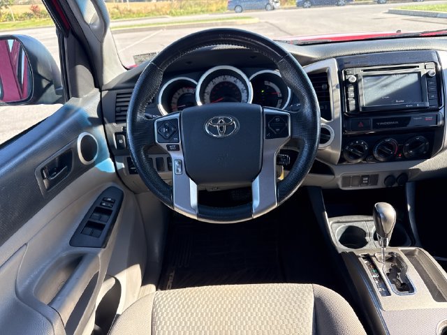 Used 2015 Toyota Tacoma 4x4 Double Cab w/ SR5 Package image 23