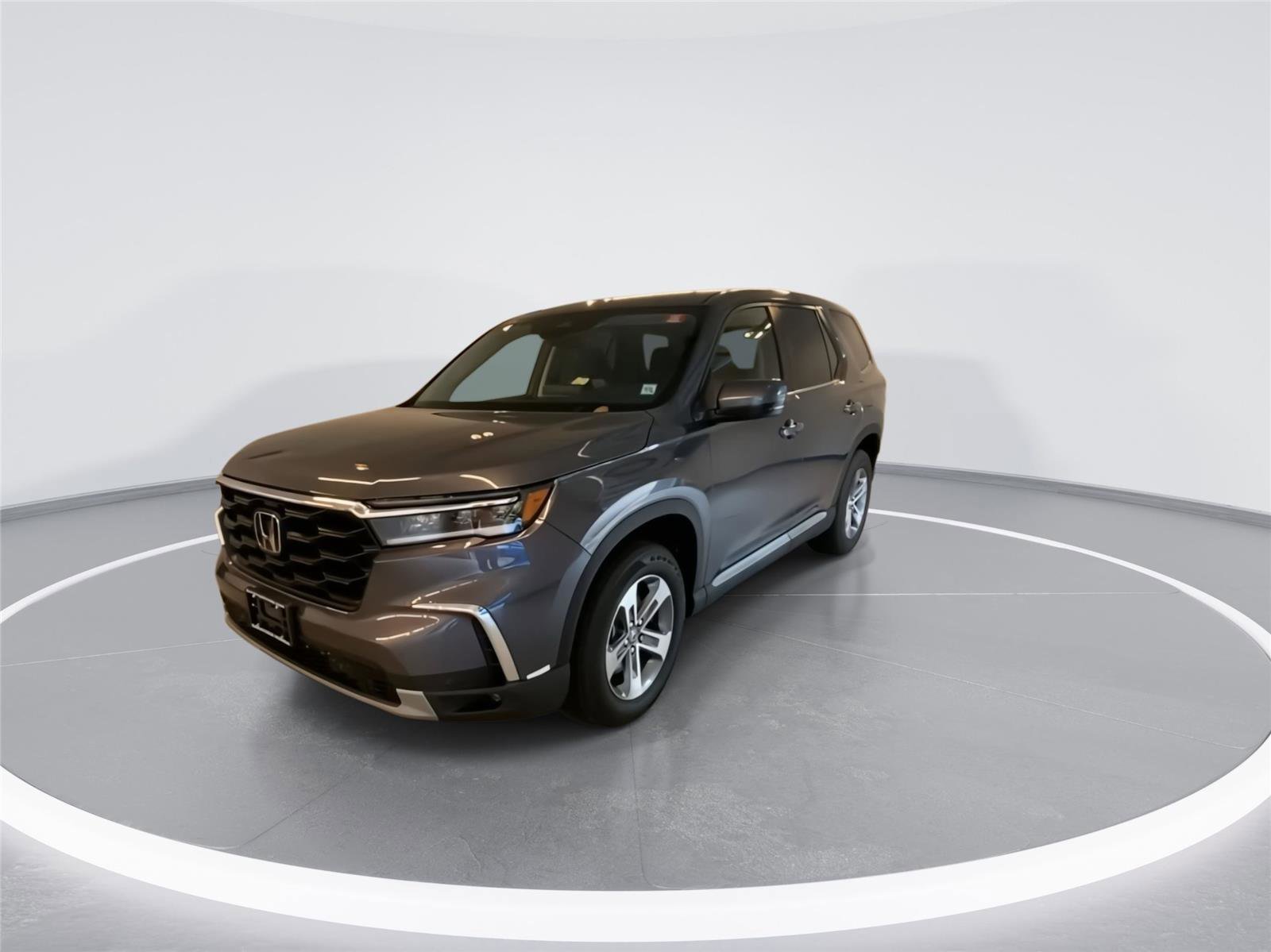 Used 2025 Honda Pilot EX-L image 3