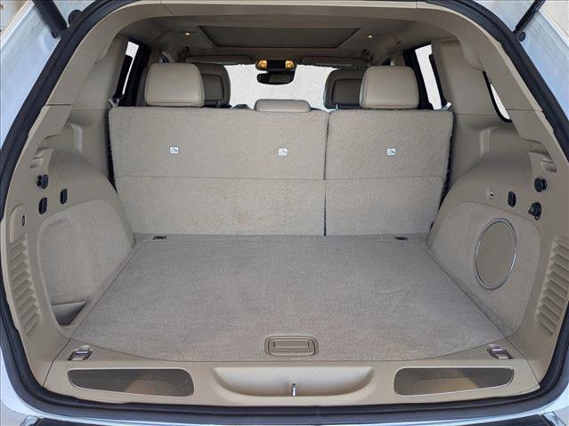 Used 2019 Jeep Grand Cherokee Overland AWD/4WD image 6