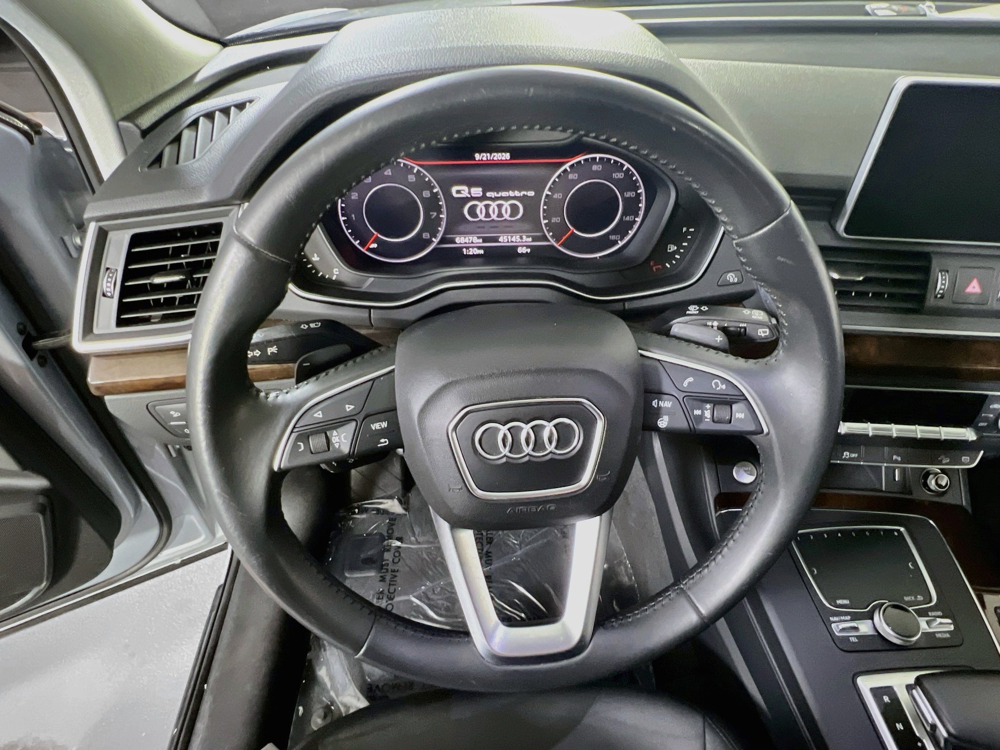 Used 2018 Audi Q5 2.0T Premium Plus w/ Premium Plus Package AWD/4WD image 11
