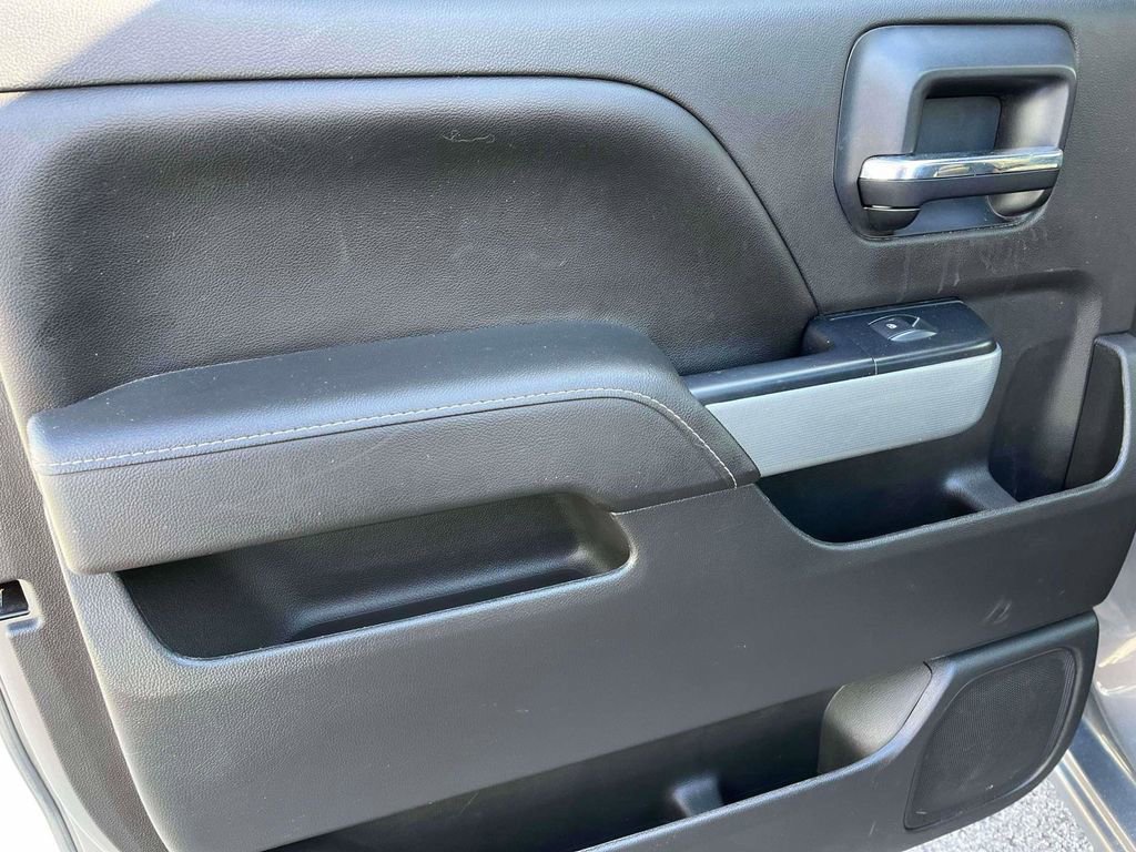 Used 2017 Chevrolet Silverado 1500 LT w/ All Star Edition image 5