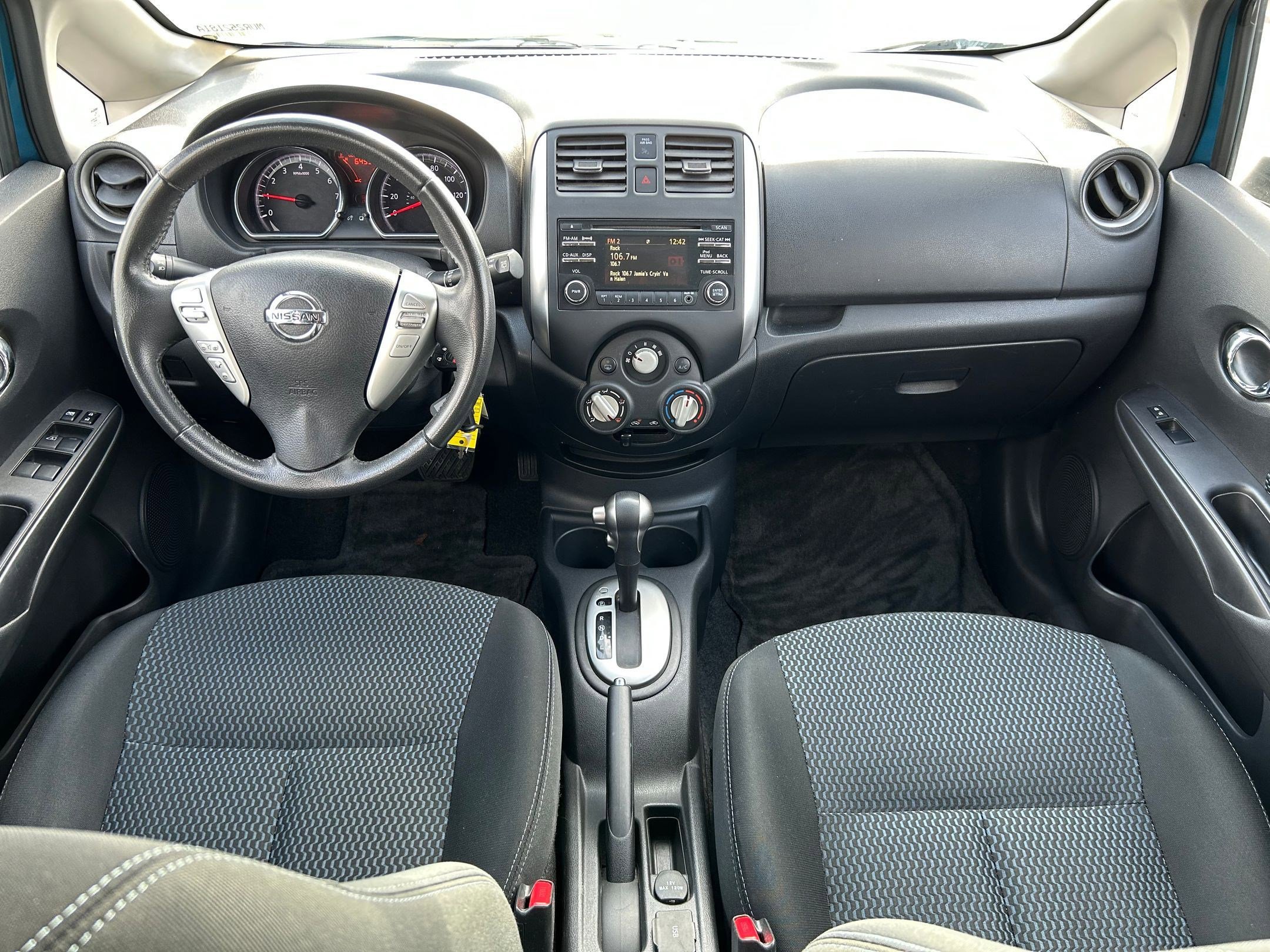 Used 2014 Nissan Versa Note SV w/ Convenience Package image 22