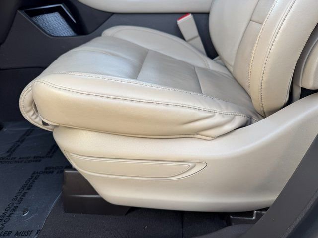 Used 2022 Lincoln Aviator Reserve w/ Equipment Group 201A image 15