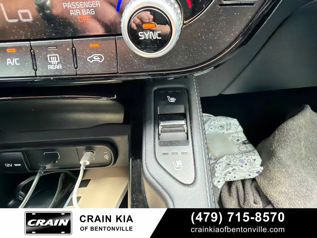 Used 2025 Kia Telluride SX FWD image 23