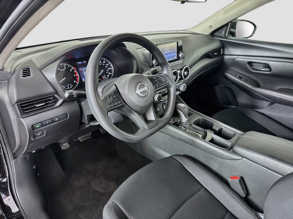 Used 2025 Nissan Sentra S FWD image 9