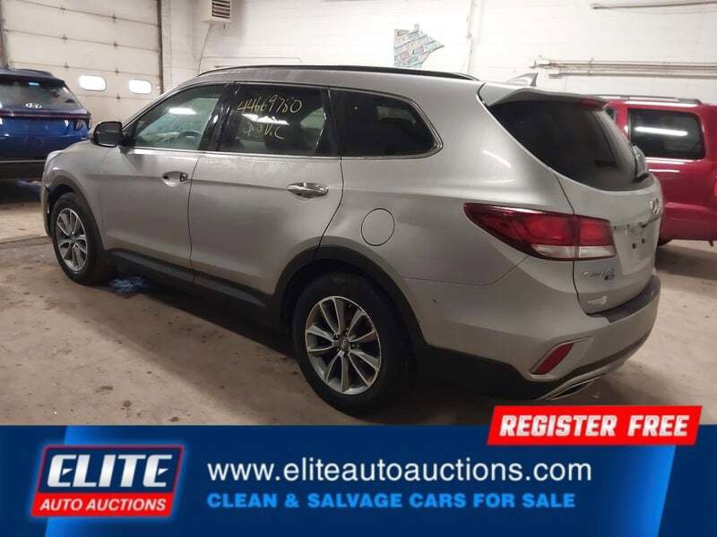 Used 2019 Hyundai Santa Fe XL SE AWD/4WD image 5
