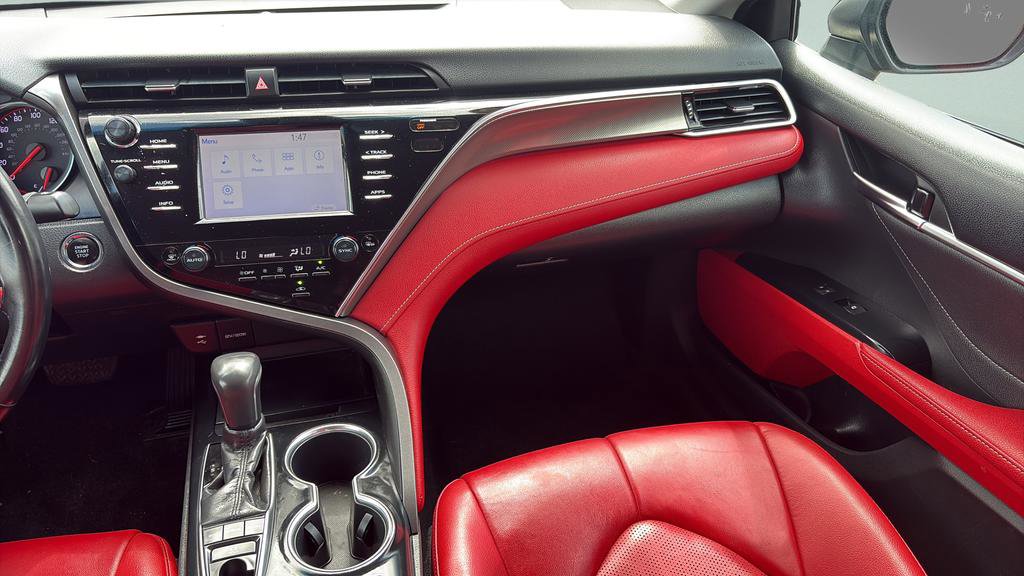 Used 2018 Toyota Camry XSE w/ Four Season Floor Mat Package FWD image 12