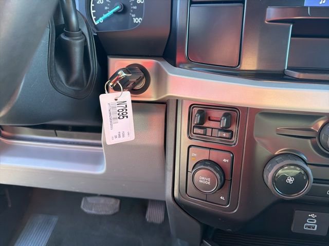 Used 2025 Ford F250 XLT AWD/4WD image 25