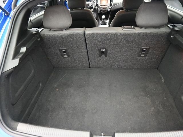 Used 2017 Chevrolet Cruze LT image 25