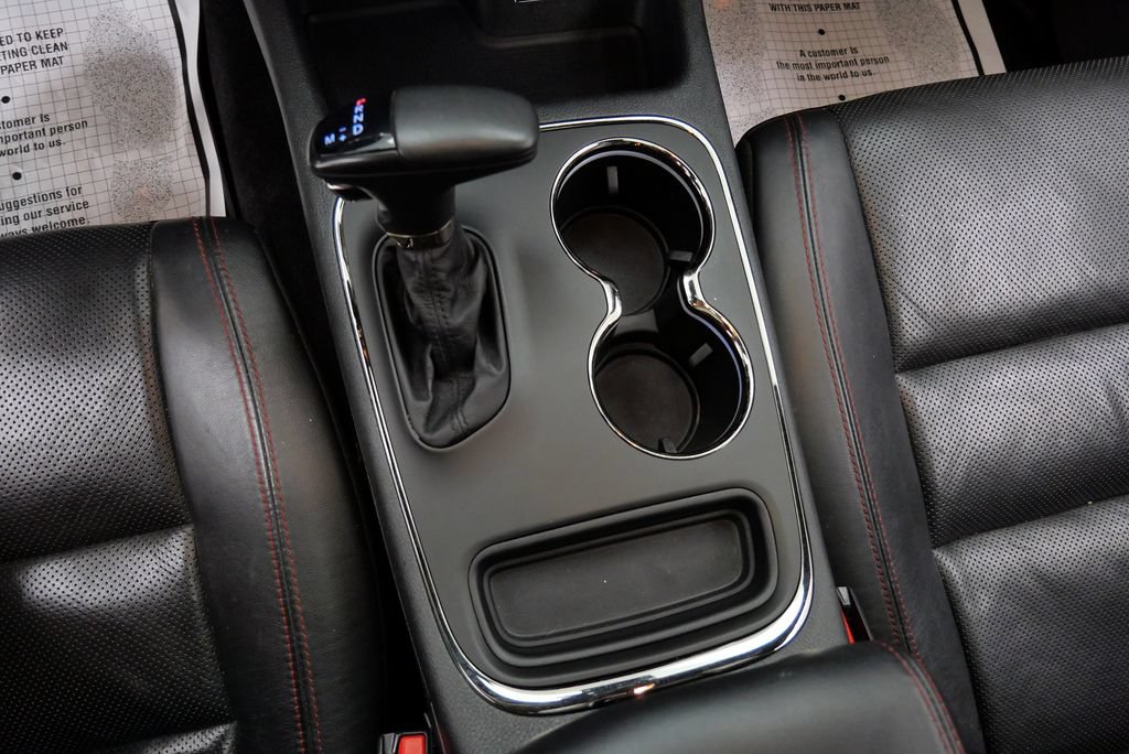 Used 2018 Dodge Durango R/T w/ Technology Group RWD image 35