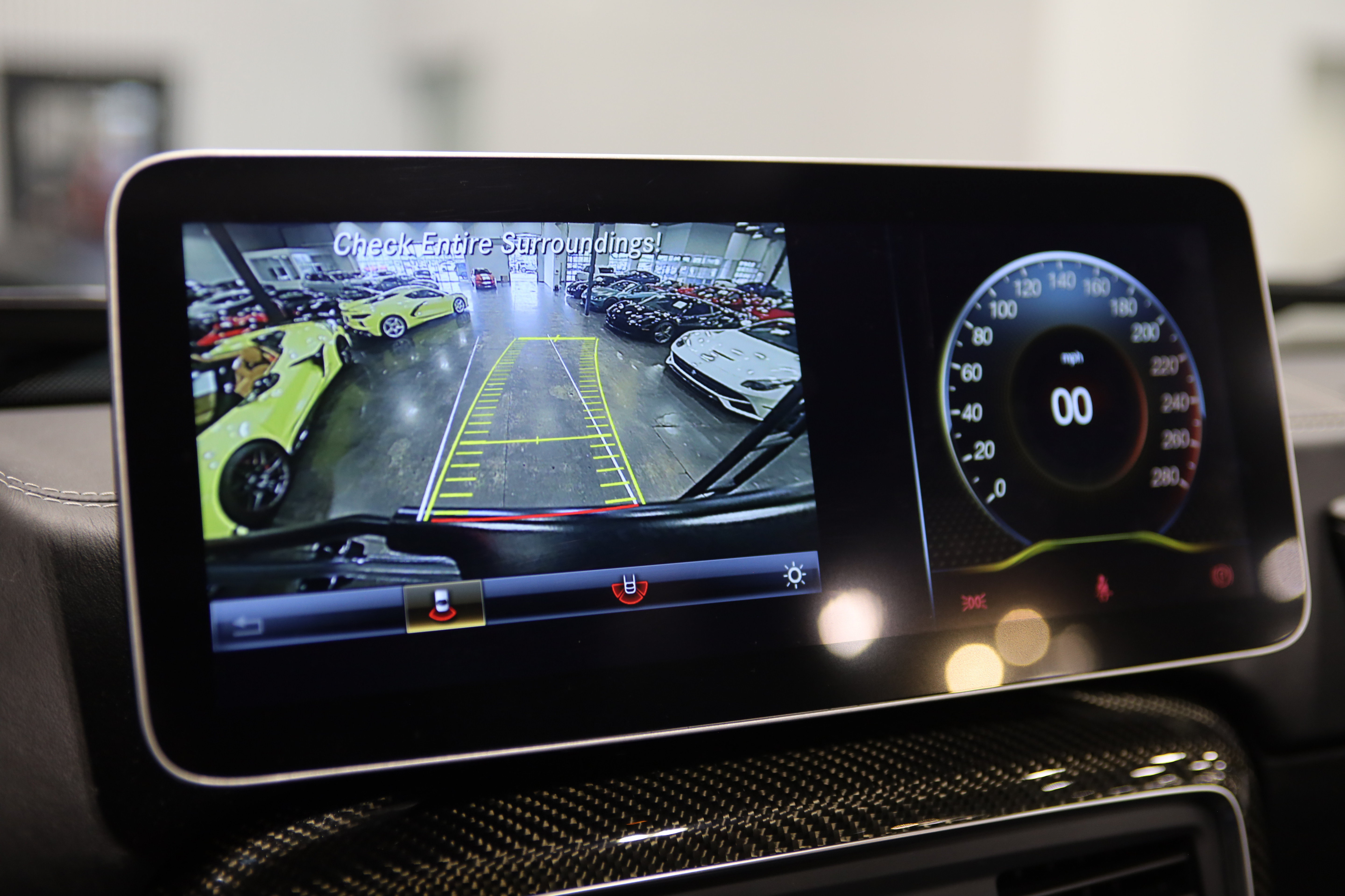 Used 2018 Mercedes-Benz G 550 Squared image 29