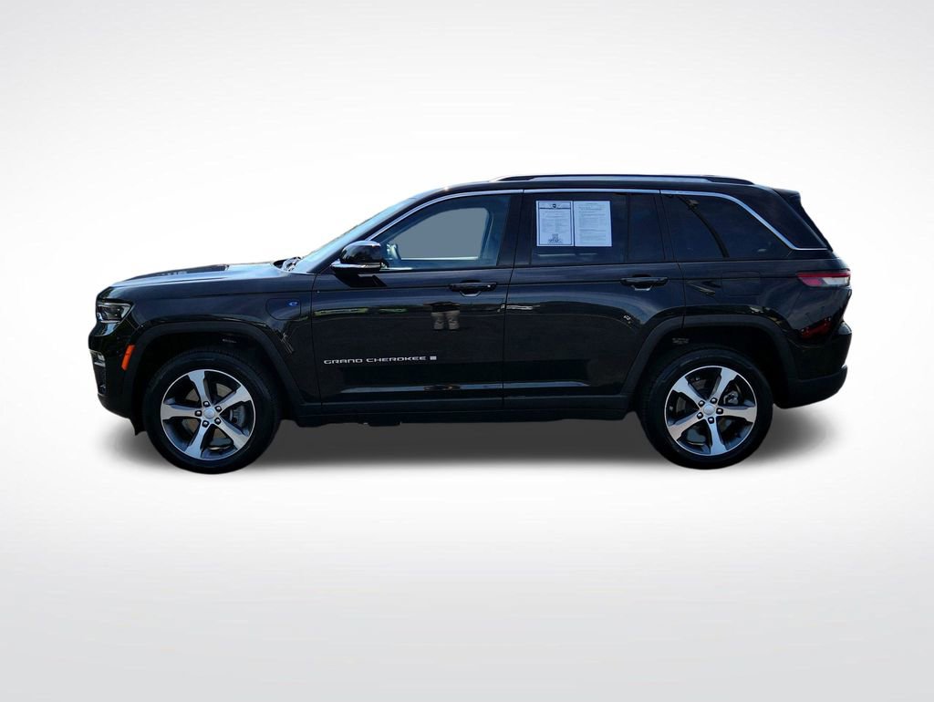 Used 2022 Jeep Grand Cherokee Limited 4xe image 5