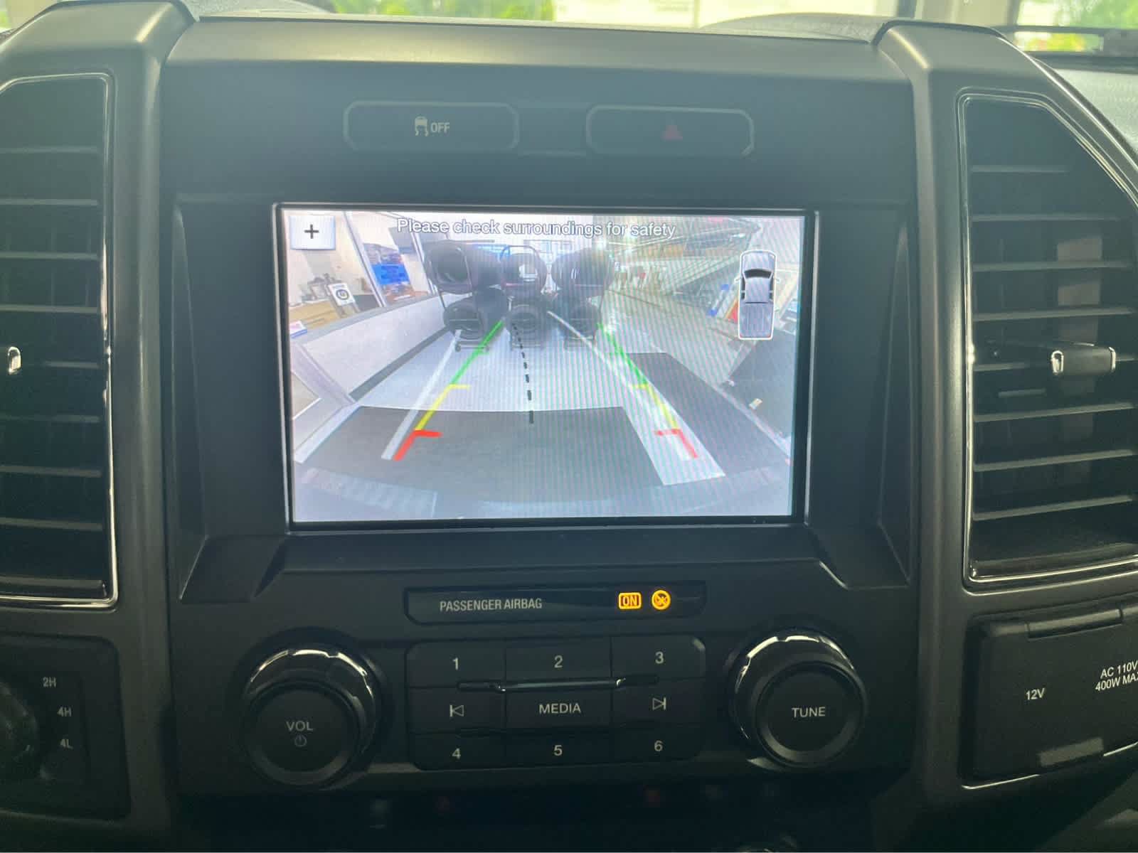 Certified 2019 Ford F250 XLT w/ XLT Value Package AWD/4WD image 43