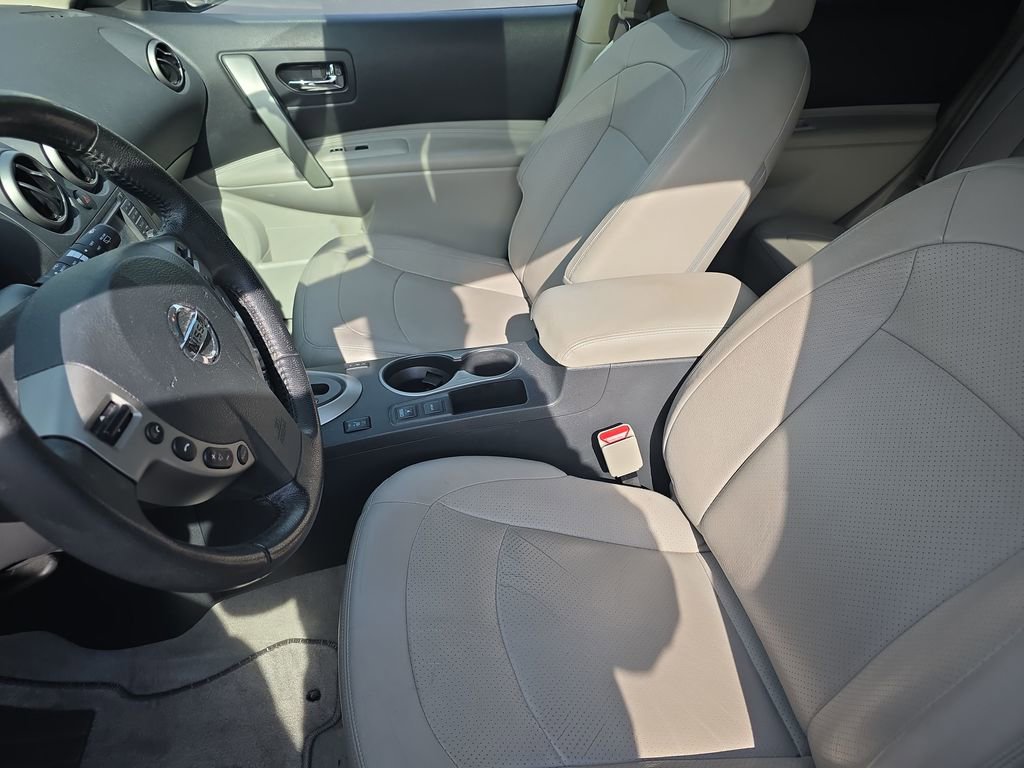 Used 2013 Nissan Rogue SL FWD image 13