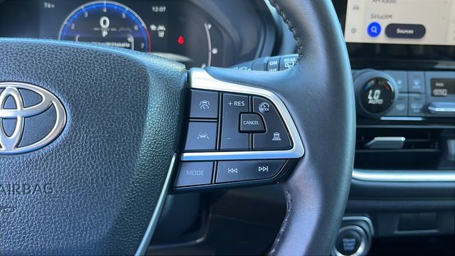 Certified 2025 Toyota Grand Highlander AWD image 13