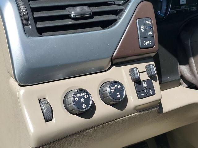 Used 2018 Chevrolet Tahoe Premier w/ Max Trailering Package AWD/4WD image 10