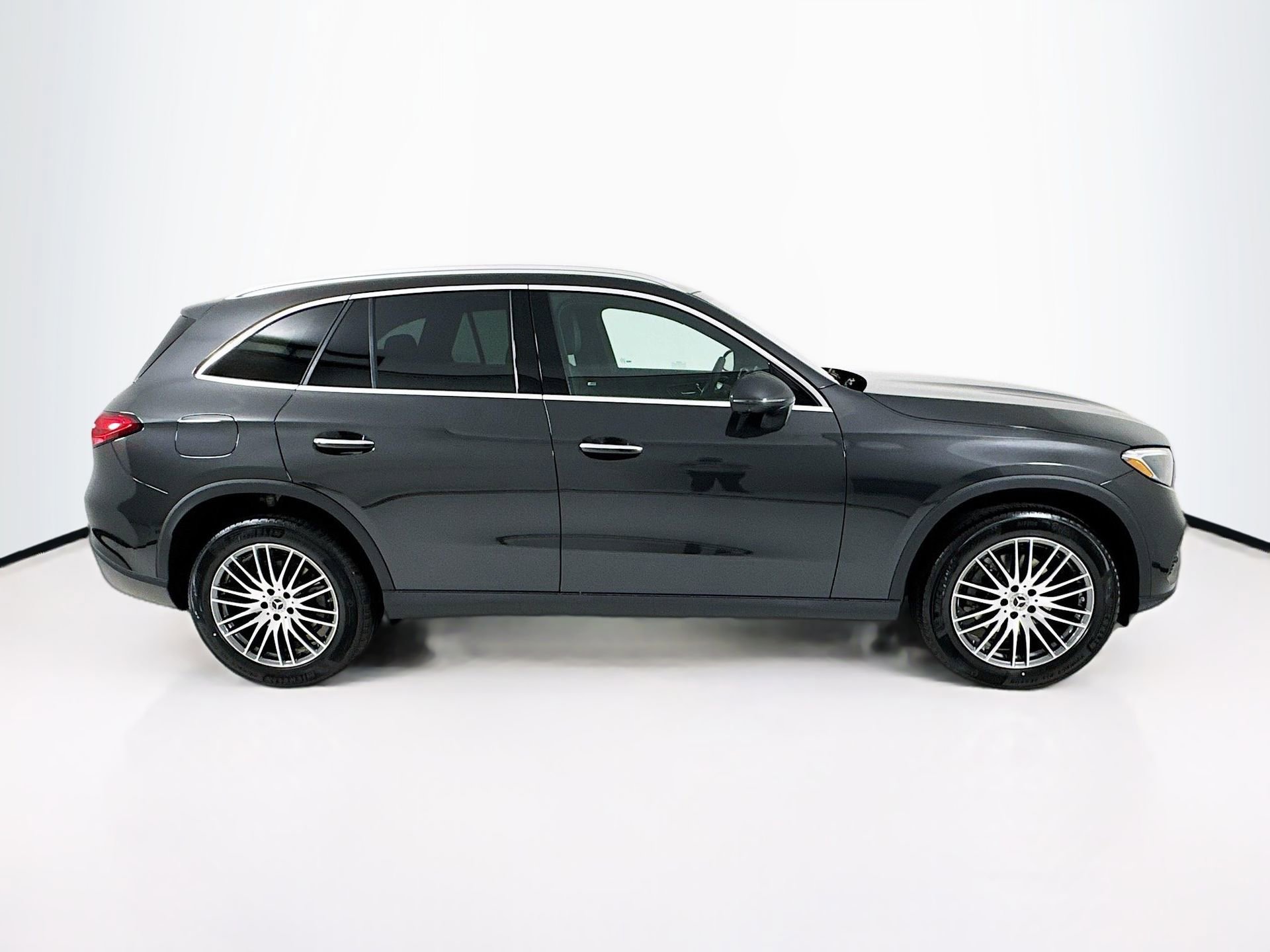New 2026 Mercedes-Benz GLC 300 image 9