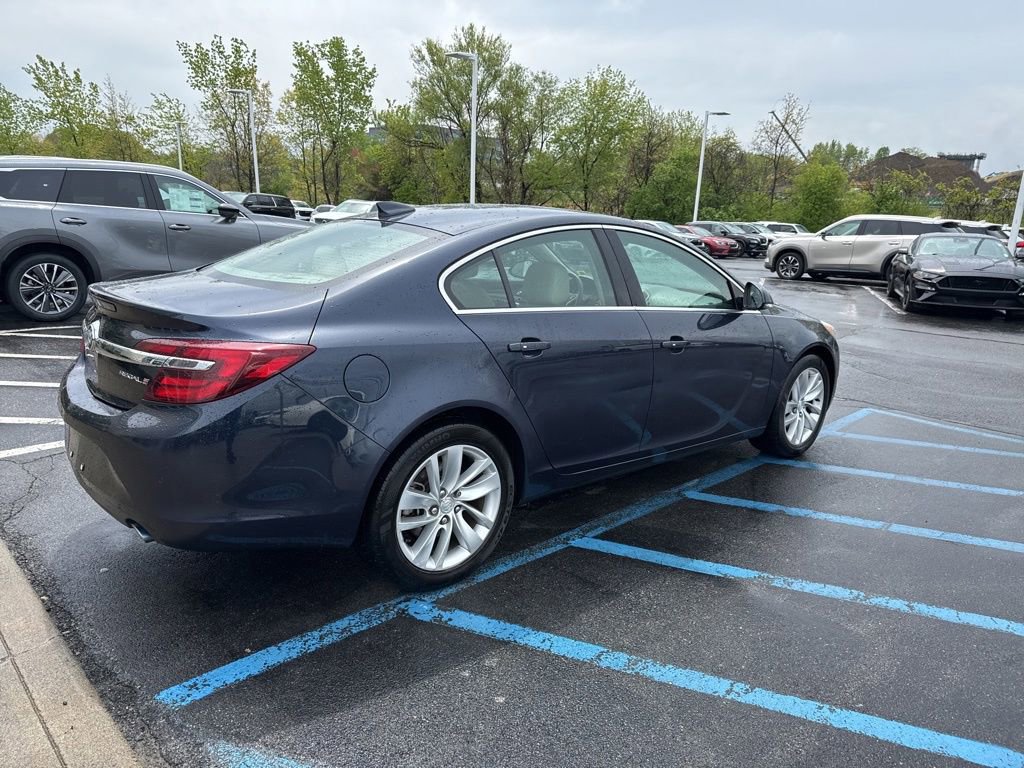 Used 2016 Buick Regal Premium FWD image 5