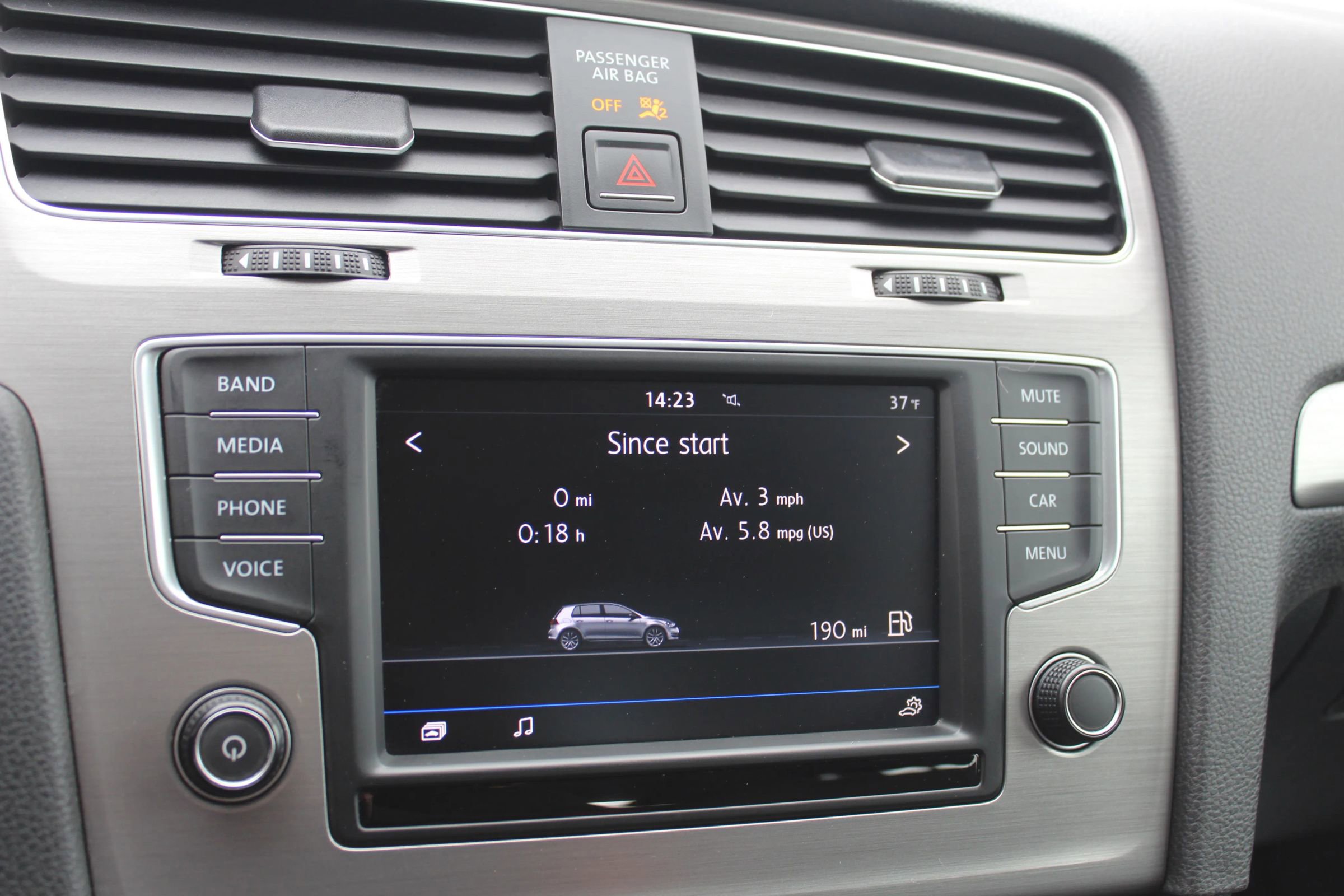 Used 2017 Volkswagen Golf Wolfsburg Edition image 32