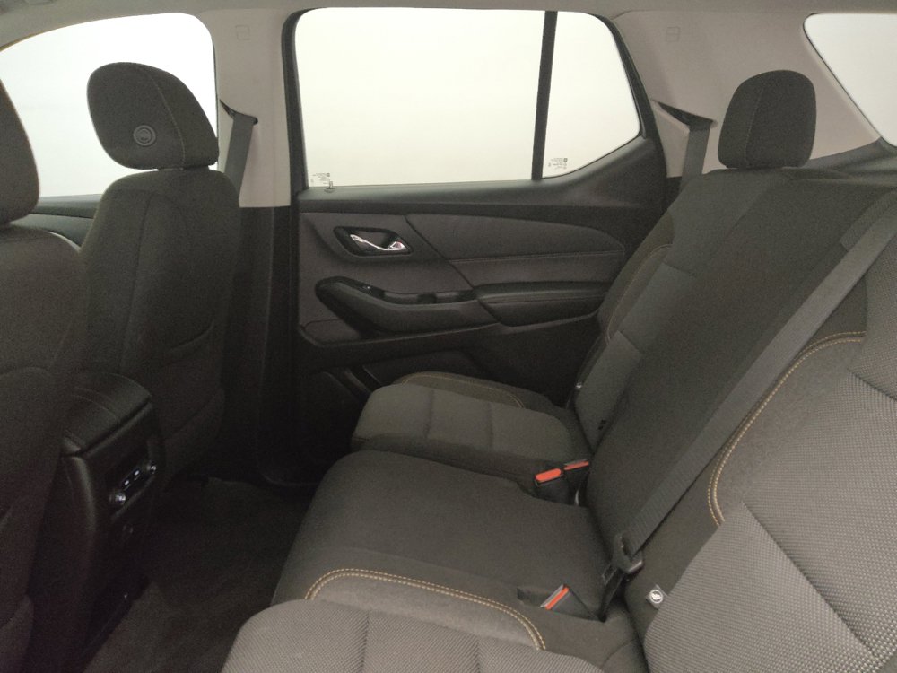 Used 2020 Chevrolet Traverse LS FWD image 18