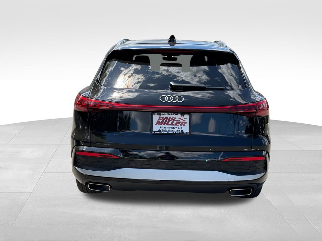 Used 2025 Audi Q5 Premium Plus w/ Premium Plus AWD/4WD image 7