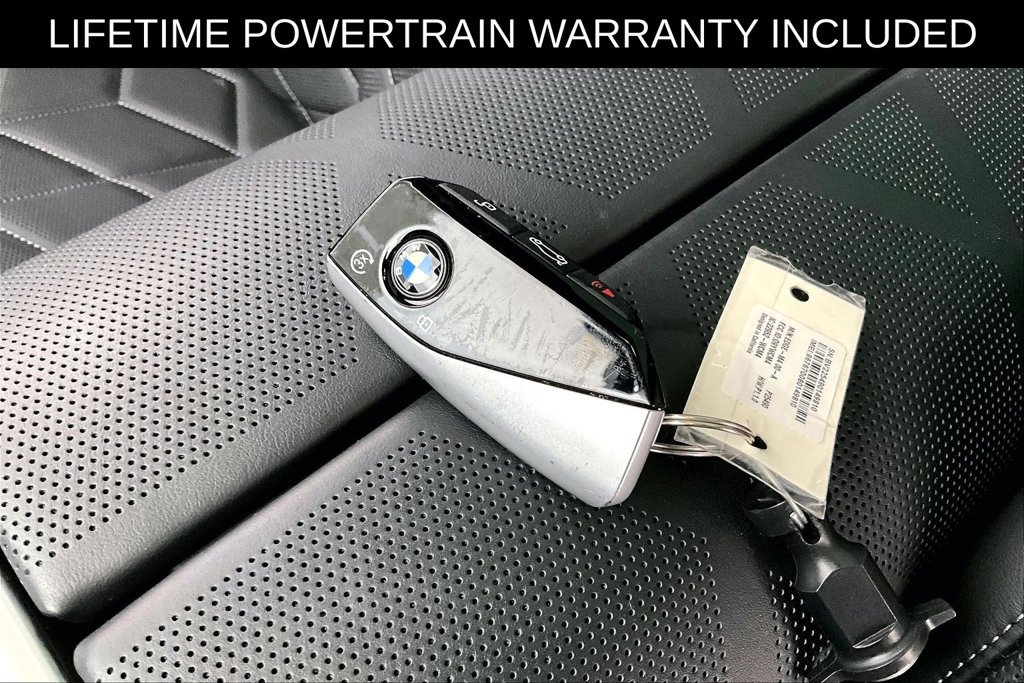 Used 2026 BMW 740i RWD image 13