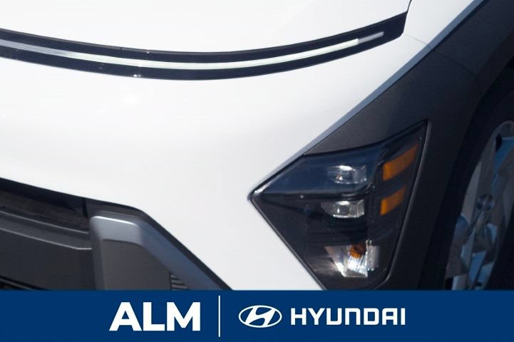New 2026 Hyundai Kona SE FWD image 11