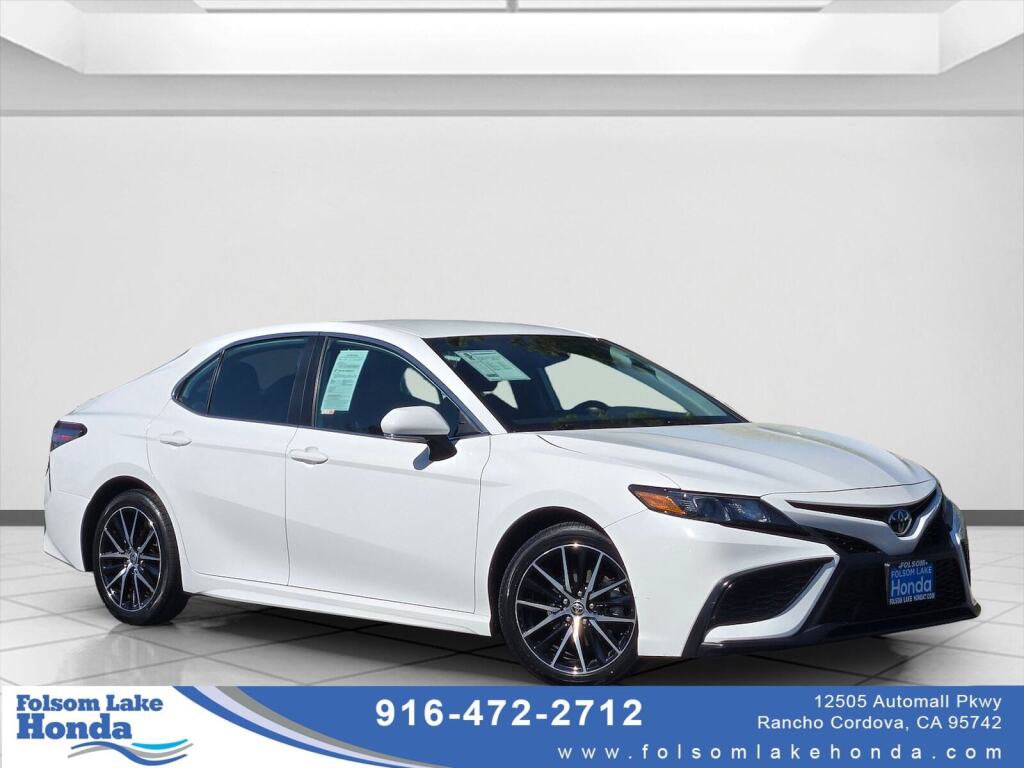 Used 2023 Toyota Camry SE