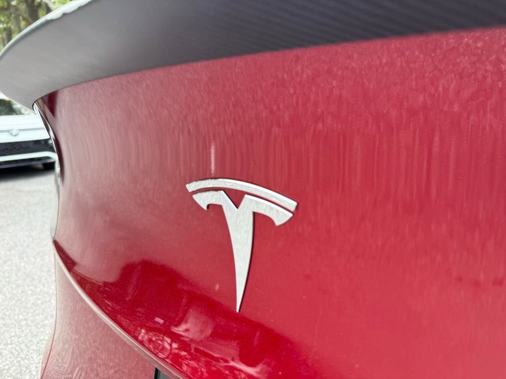 Used 2024 Tesla Model Y Performance image 12