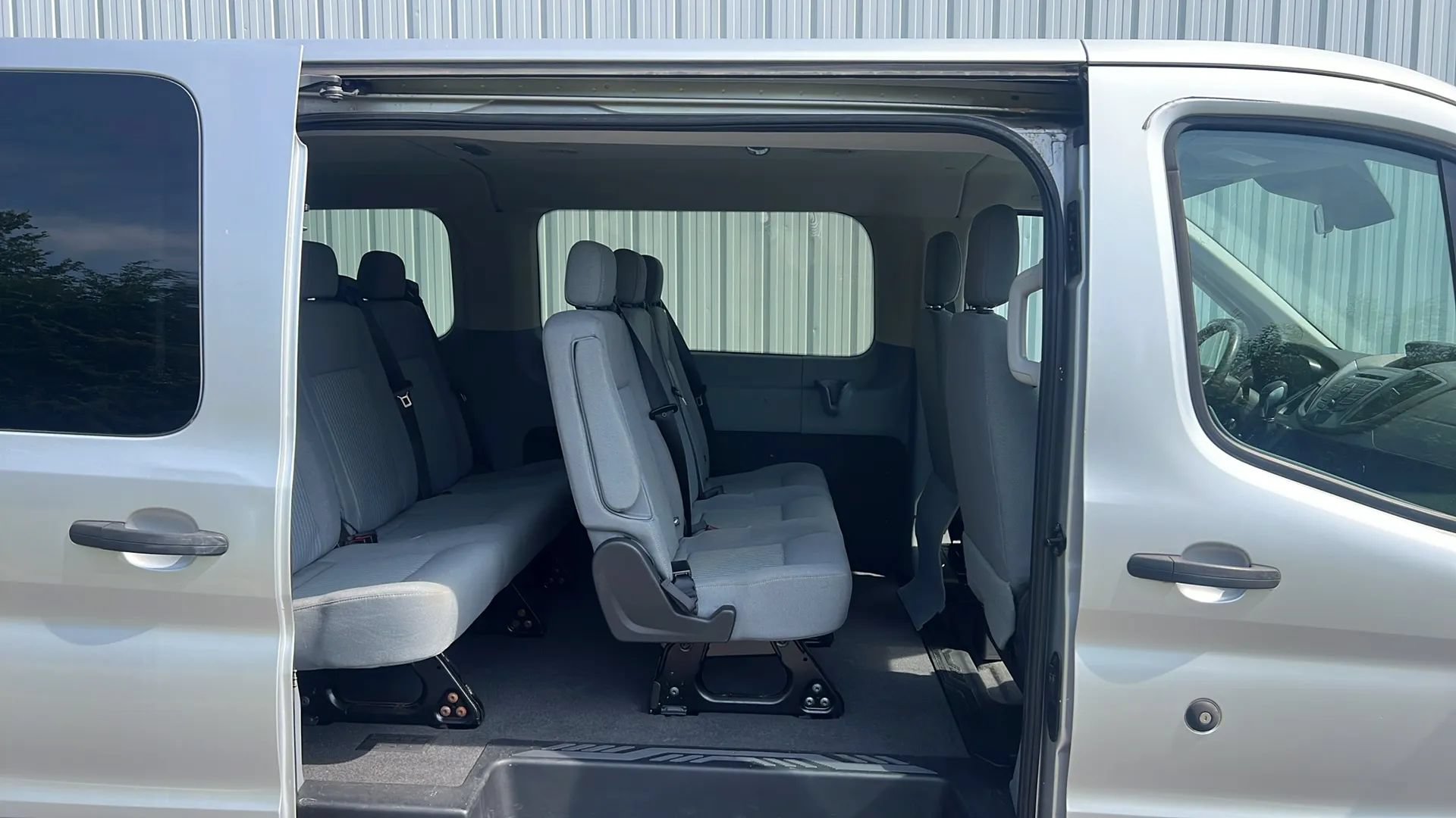 Used 2015 Ford Transit 150 XLT RWD image 14