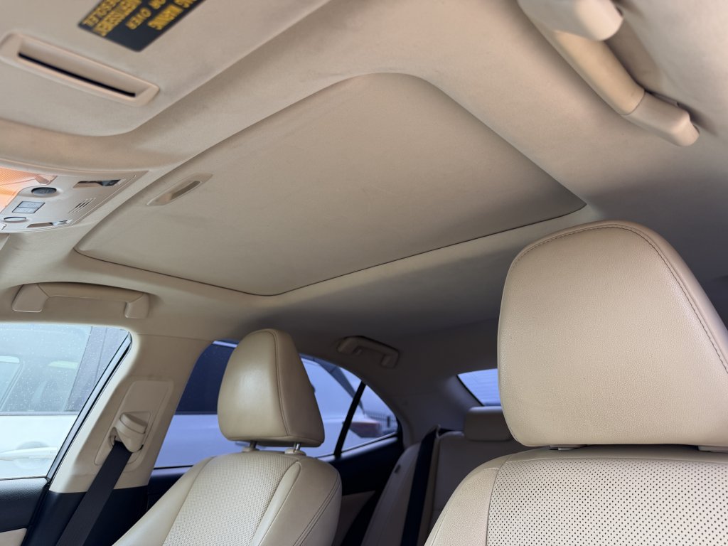 Used 2016 Lexus IS 350 w/ Premium Package RWD image 13