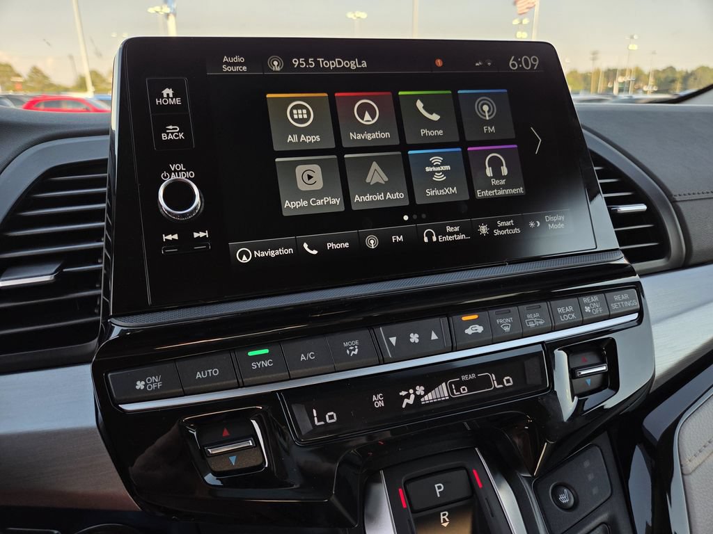 New 2027 Honda Odyssey Touring image 8