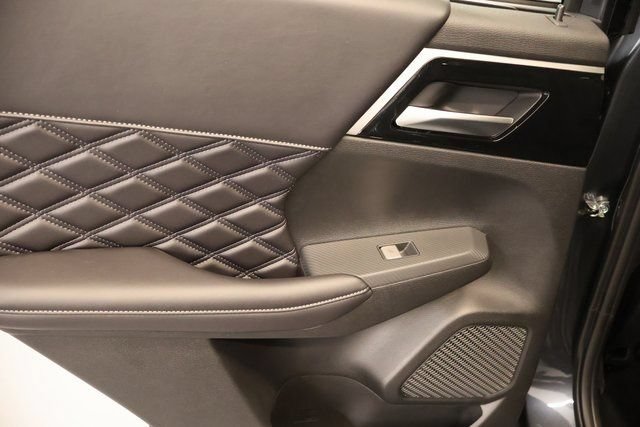 New 2026 Nissan Rogue Platinum AWD/4WD image 31