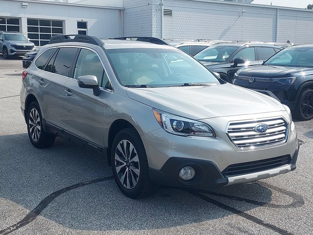 Used 2017 Subaru Outback 2.5i Limited AWD/4WD image 3