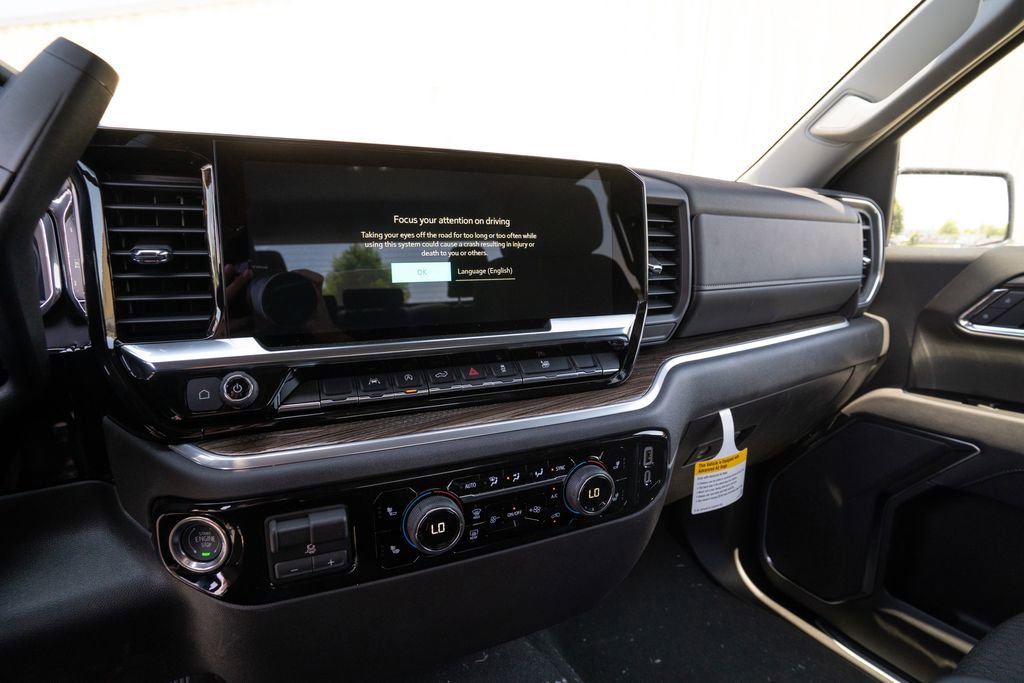New 2025 Chevrolet Silverado 1500 LT image 21