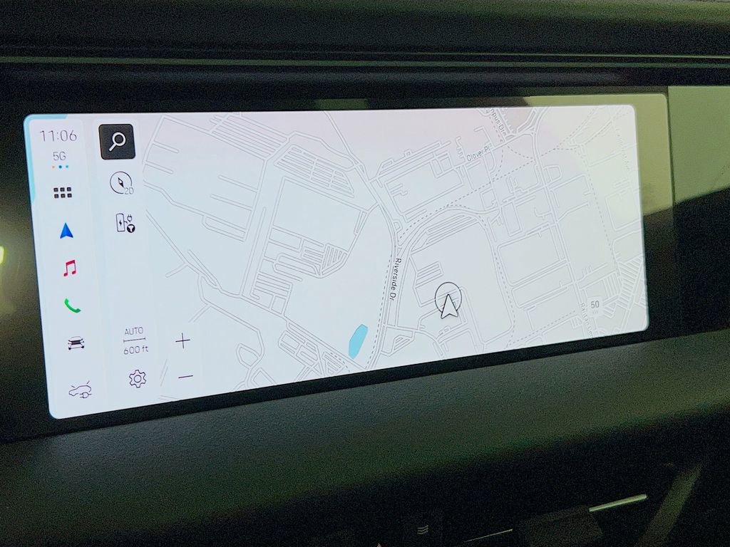 New 2026 Porsche Macan Turbo Electric image 16