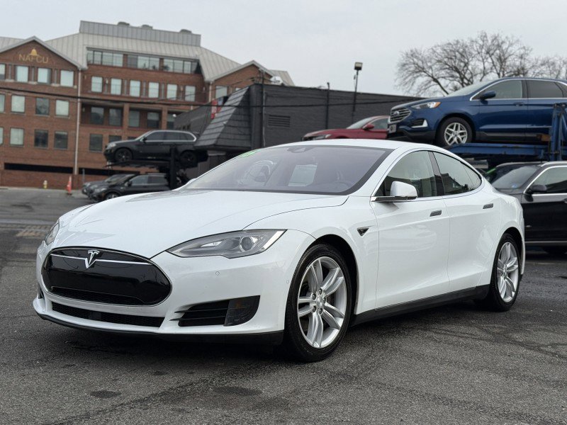 Used 2015 Tesla Model S 85D image 3
