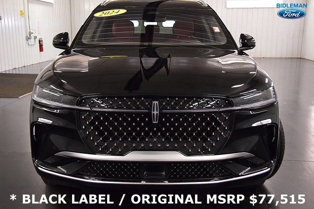 Used 2024 Lincoln Nautilus Black Label image 2