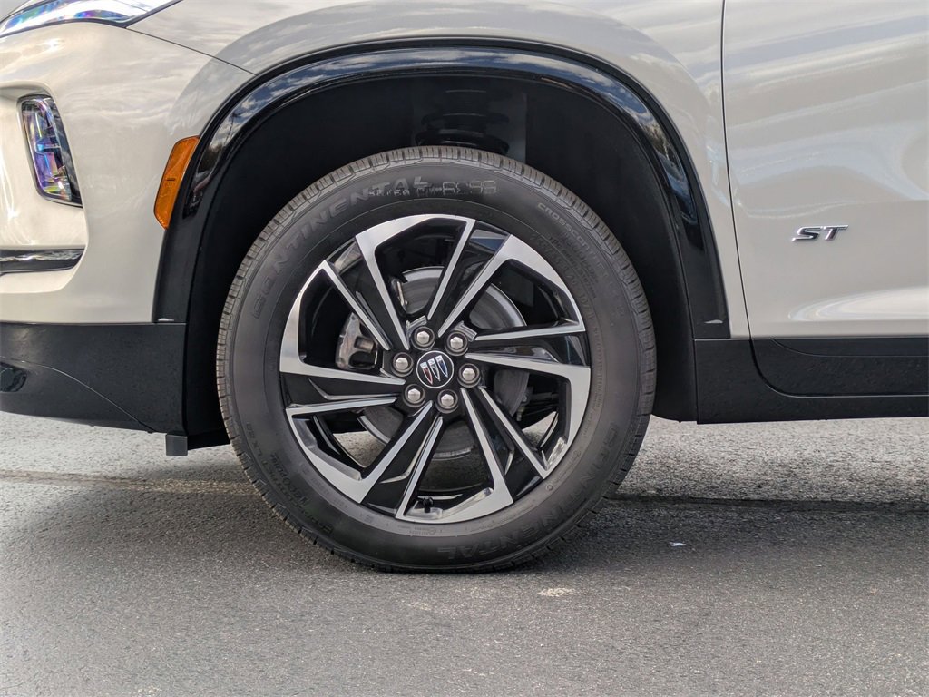 New 2026 Buick Enclave Sport Touring w/ Power Package image 8