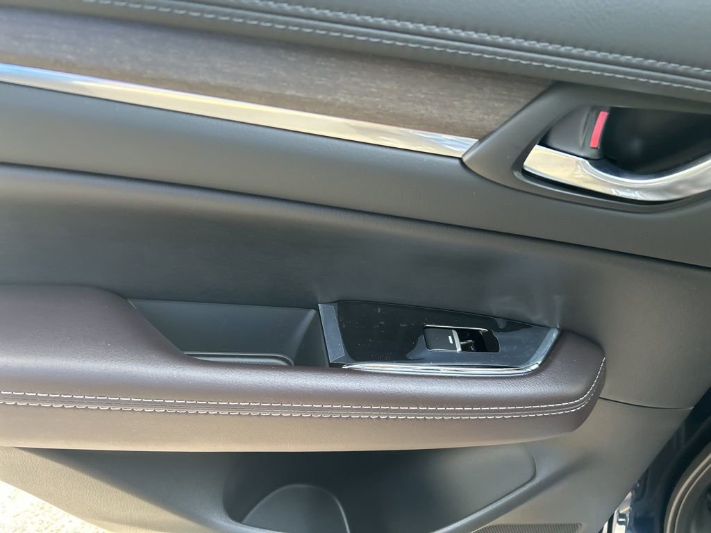 New 2025 MAZDA CX-5 Signature image 24