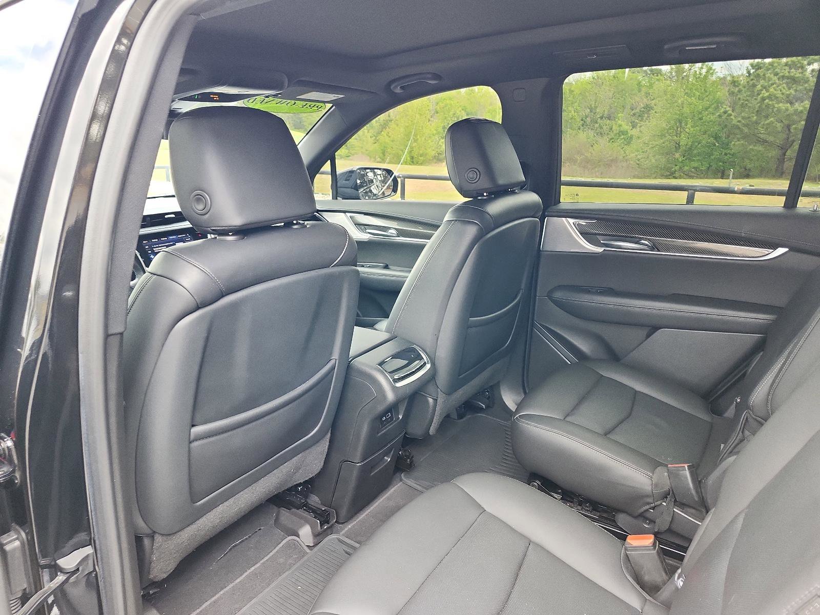 Used 2022 Cadillac XT6 Sport w/ Technology Package image 15