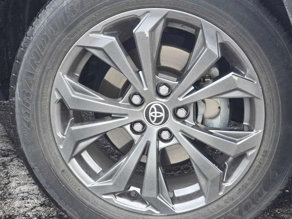 Used 2023 Toyota RAV4 Limited image 8