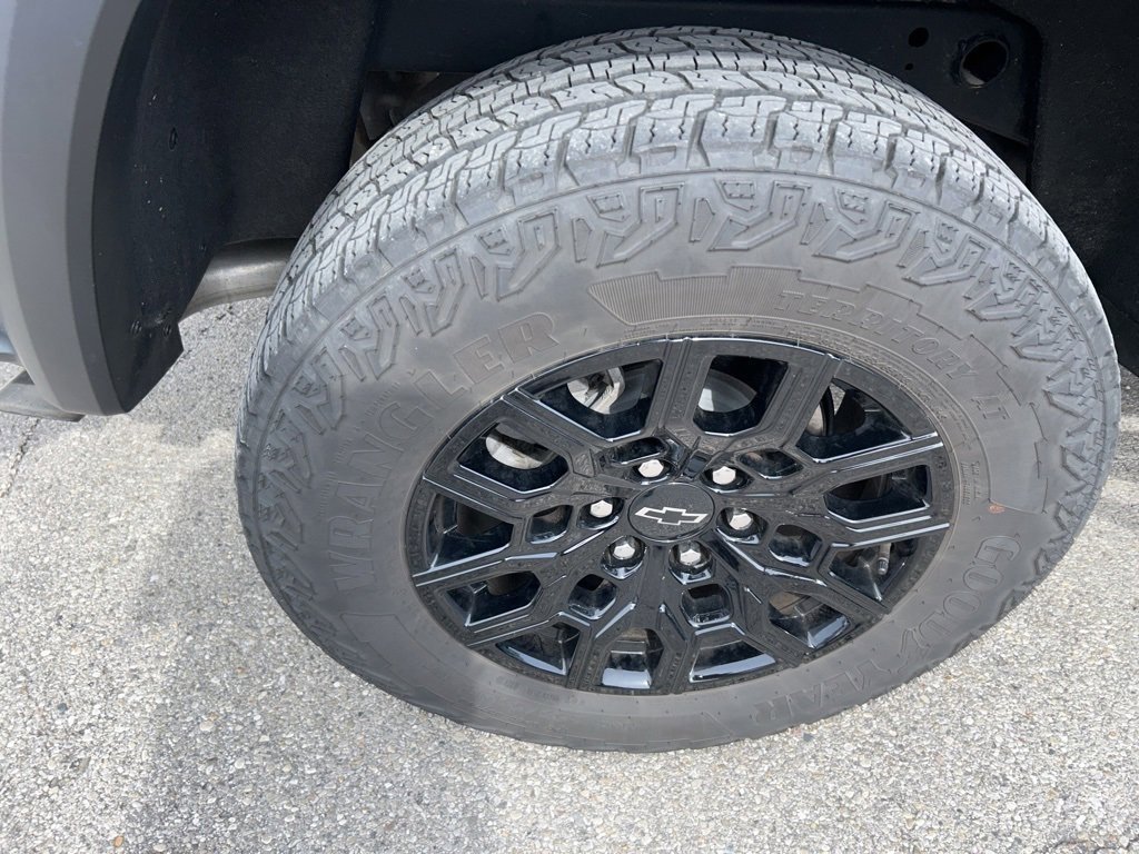 Used 2024 Chevrolet Colorado Trail Boss w/ Technology Package image 20