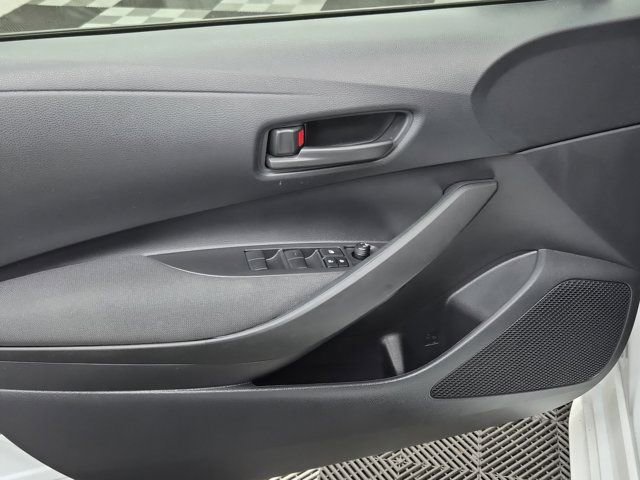 Used 2024 Toyota Corolla LE image 18