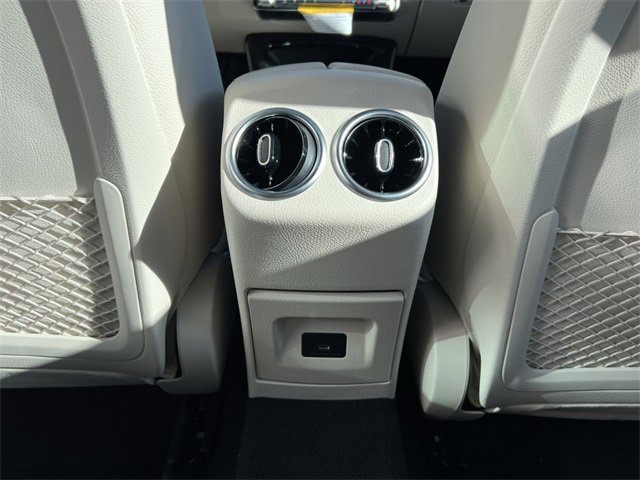 Certified 2025 Mercedes-Benz CLA 250 4MATIC image 34